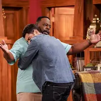 The Neighborhood - extra.image