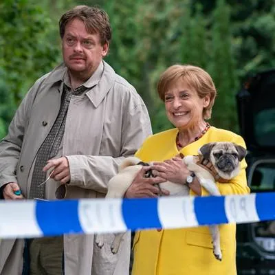 Miss Merkel: Mord auf dem Friedhof - extra.image