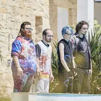 Beauty & The Nerd - extra.image