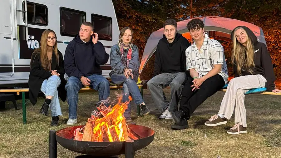 Die Allstars-WG - Glamping am See
