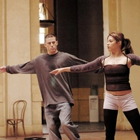 Step Up - extra.image