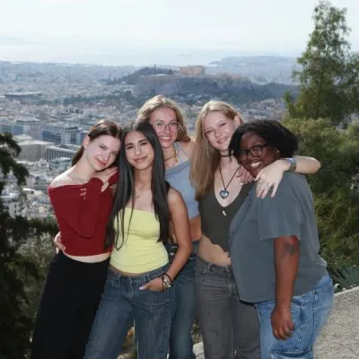 Die Mädchen-WG - Mitten in Athen - extra.image