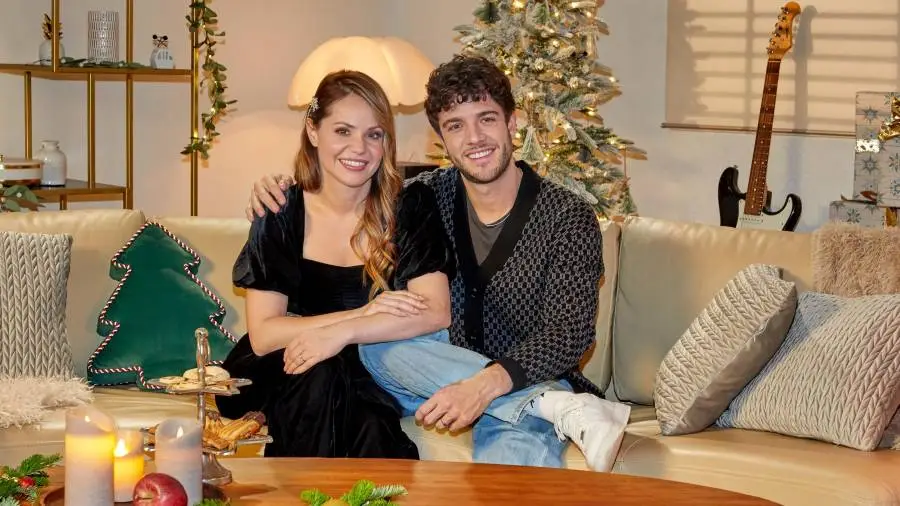 Promis unterm Weihnachtsbaum - Das Quiz für die ganze Familie